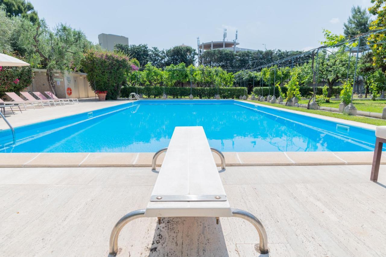 Villa Luisa バーリ エクステリア 写真