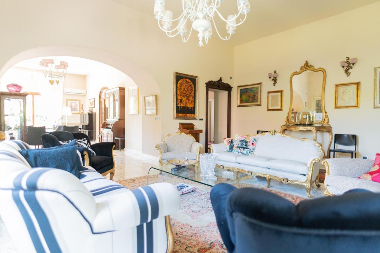 Villa Luisa バーリ エクステリア 写真