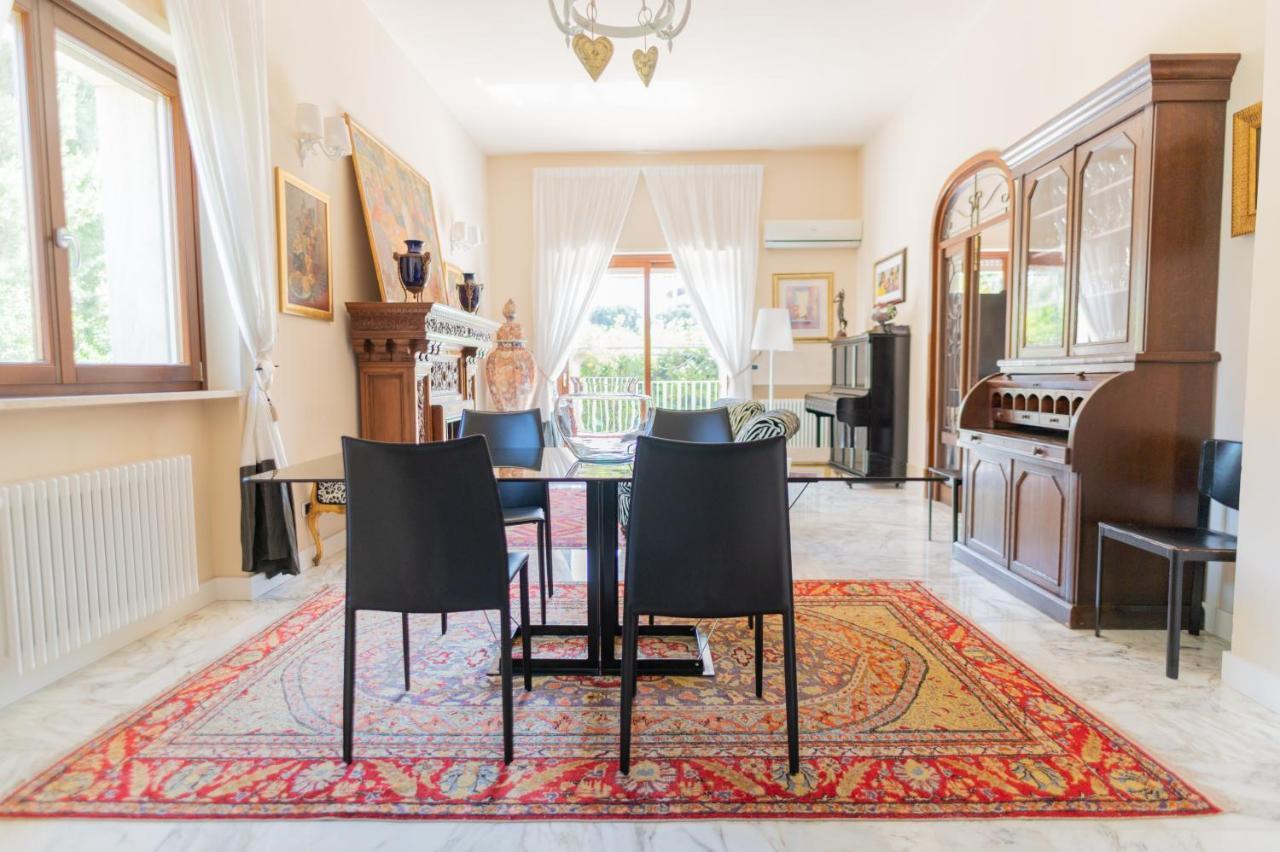 Villa Luisa バーリ エクステリア 写真