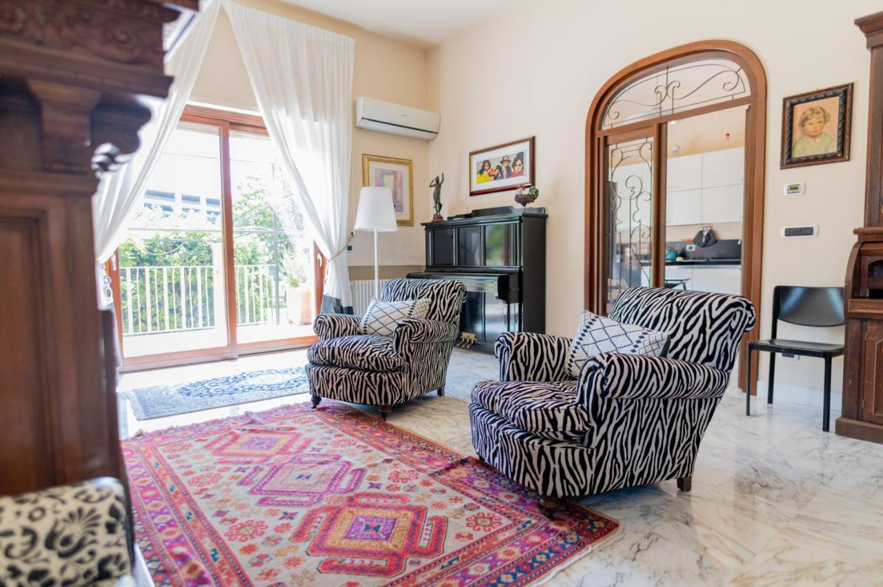 Villa Luisa バーリ エクステリア 写真